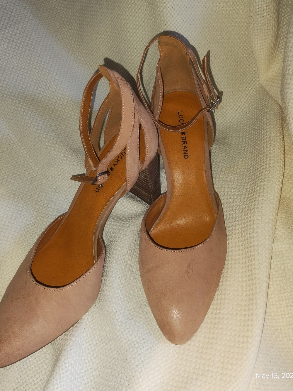Lucky Brand Mariannah Beige Leather Size 10 Block Heels